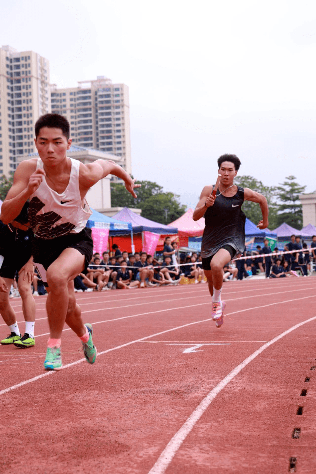 关于运动场上的热血角逐，让人心潮澎湃的信息