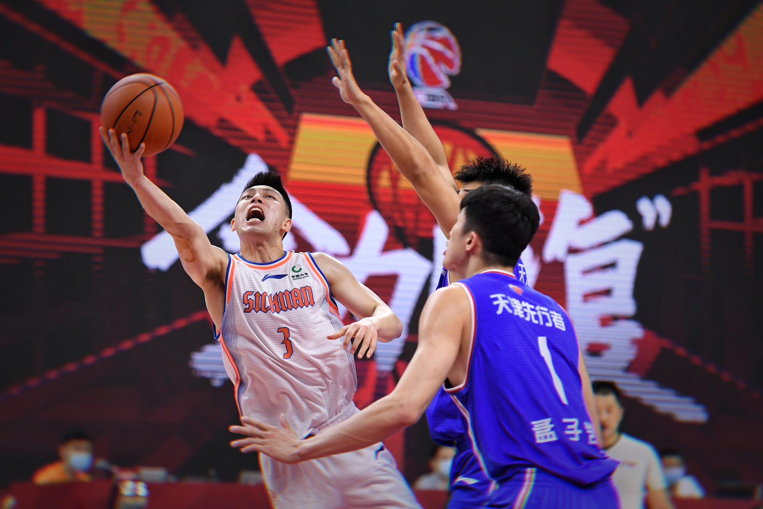 包含四川队助攻名将频出，攻势如虹轻取胜利的词条