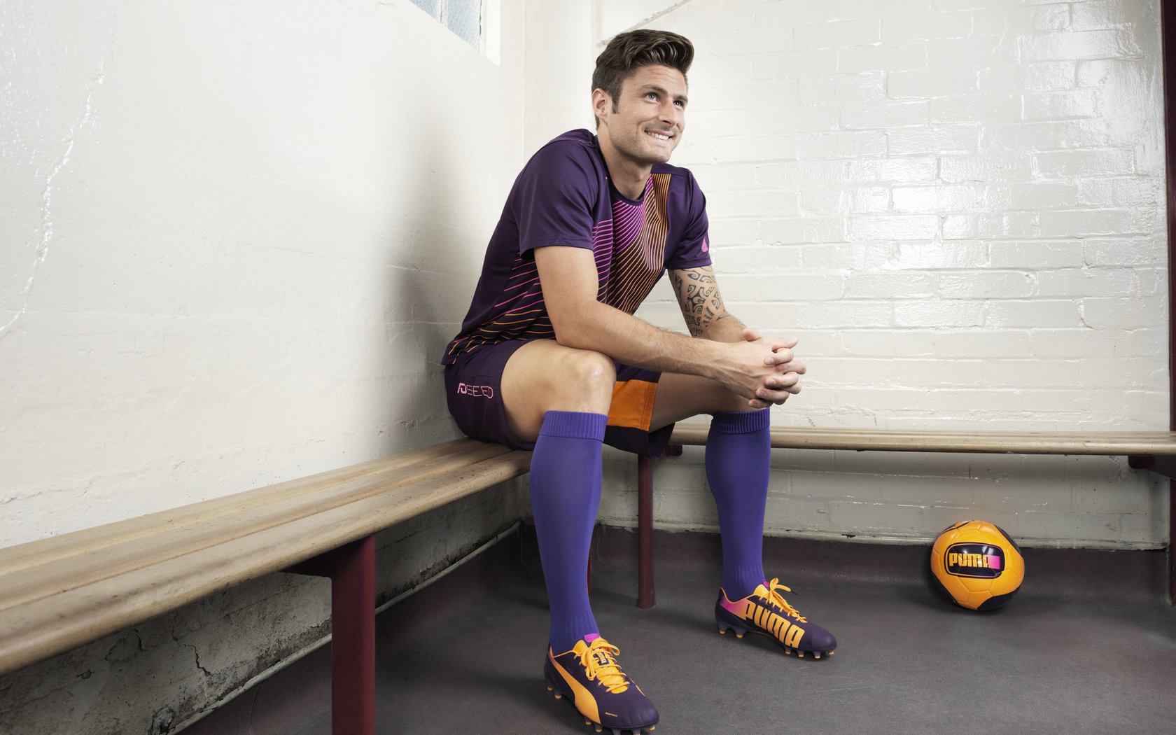 数据爆炸之夜，帕尔默的魔法与新西兰速胜巴西的战术革命